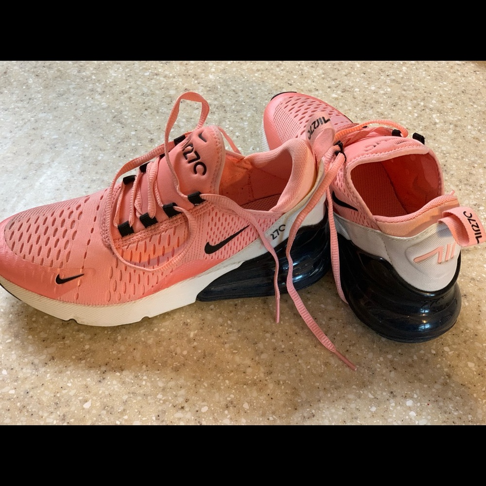 Nike Air Max 270